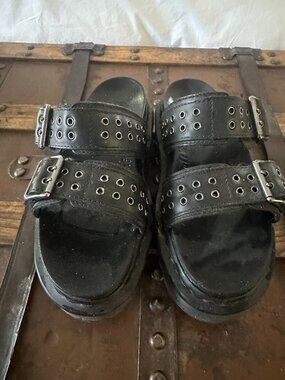 Doc Martens Vintage Sandals